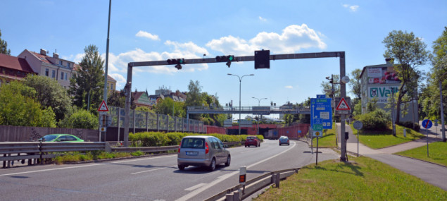 Dva mosty na průtahu Libercem musí zbourat a znovu postavit. Omezení potrvají tři roky