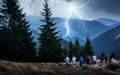Blesk udeřil do skupiny turistů v průsmyku Lacznik na polské straně Jizerských hor