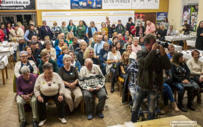 Vysoký zájem soutěžících i návštěvníků, fanoušci Jamparády zcela zaplnili kulturní dům v Kunraticích / Fotoreportáž a výsledky